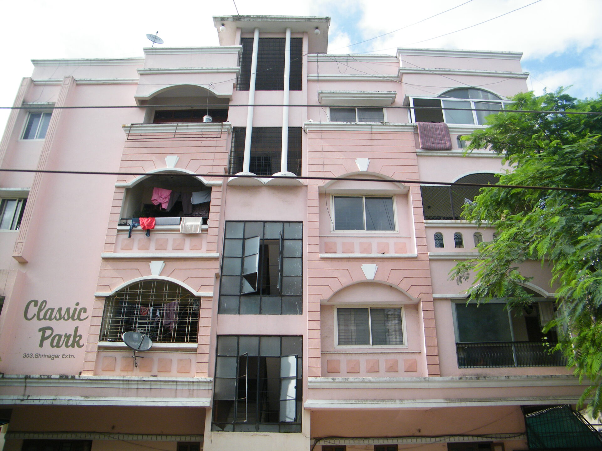 Classic Park 303, Shrinagar Extn.